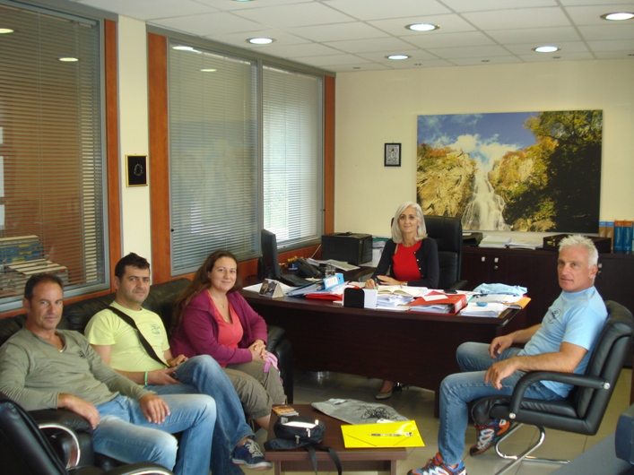 Συνάντηση με τον Διευθυντή και τα μέλη του Κέντρου Περιβαλλοντικής Εκπαίδευσης Παρανεστίου